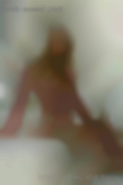 Rodiegilkey old horny women into chatting and fucking